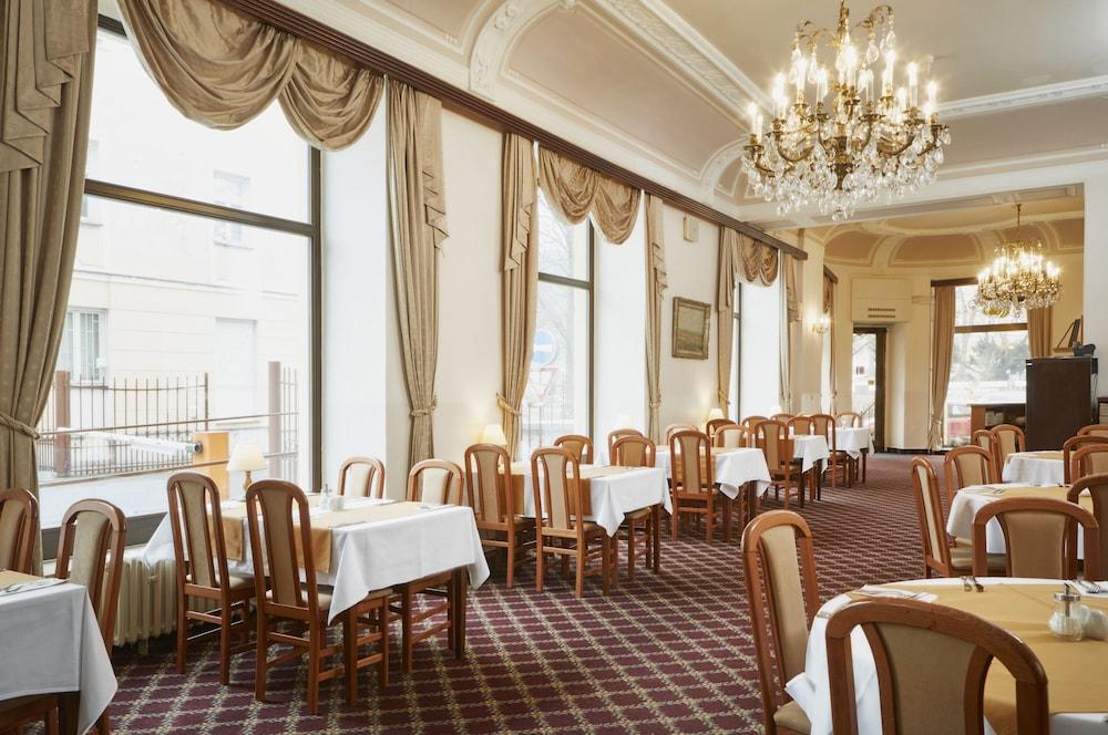 Orea Place Marienbad Bagian luar foto
